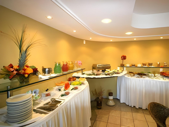Food & Drinks 5, Garbos Soleil Hotel, Natal