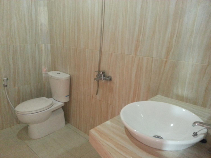 Bathroom 5