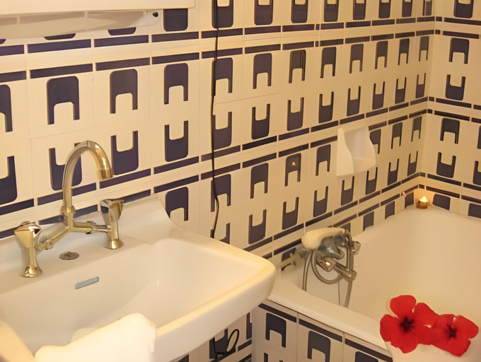 Bathroom 3, Marie Hotel, Ionian Islands