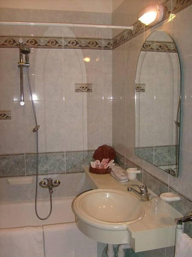 Bathroom 3, Hotel Motel Flower, Alessandria
