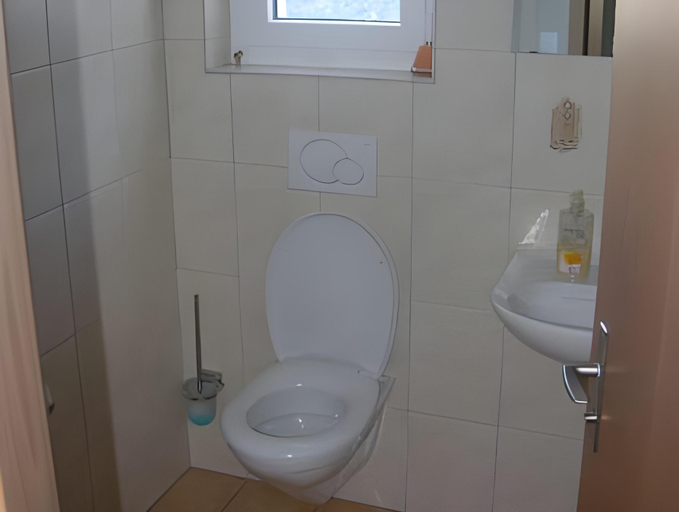 Bathroom 3, Berghotel Furggstalden, Visp