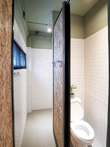 Bathroom 9