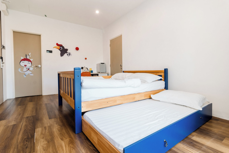 Bedroom 6