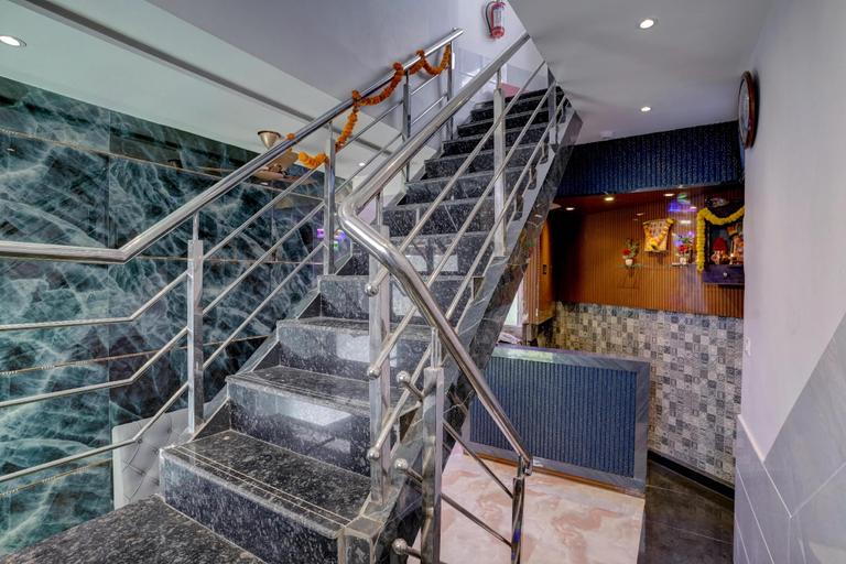 Public Area 3, Hotel Golden Palace Residency, Mumbai City