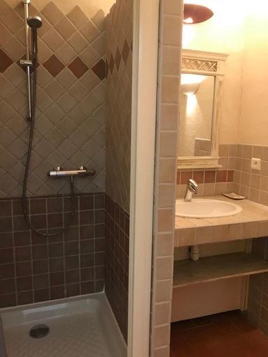 Bathroom, Chambre Thym Mas Bel Esperance, Gard