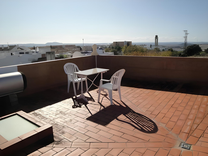 Others 3, Hostal Malaga, Cádiz