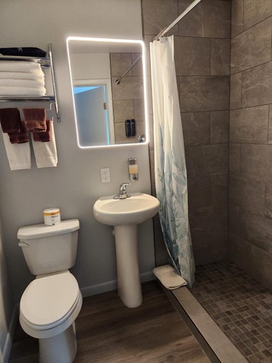 Bathroom 5