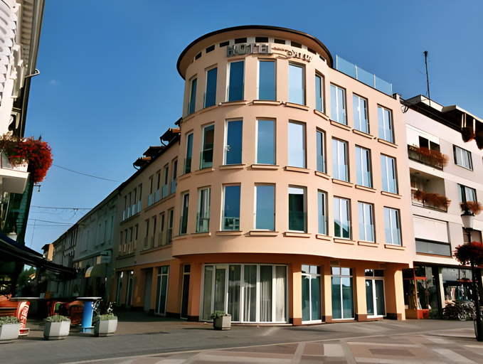 Others 5, Hotel Savus, Slavonski Brod