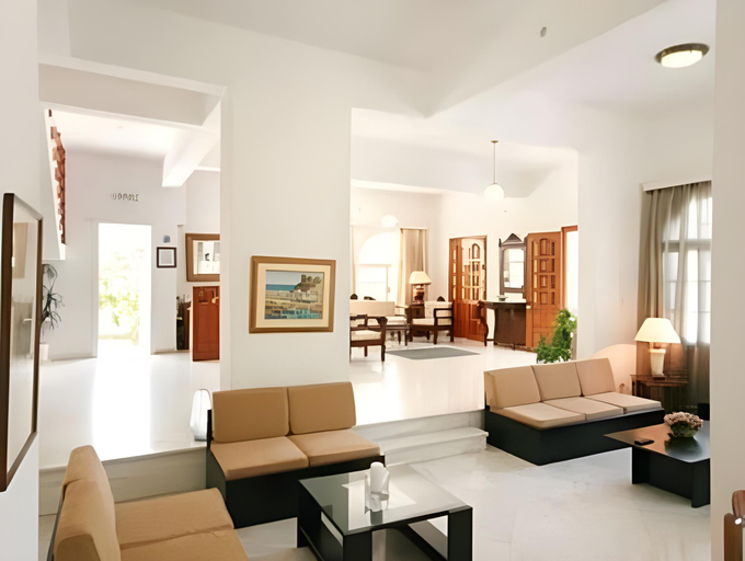 Public Area 2, Doukissa Hotel - Parikia Town Centre, South Aegean