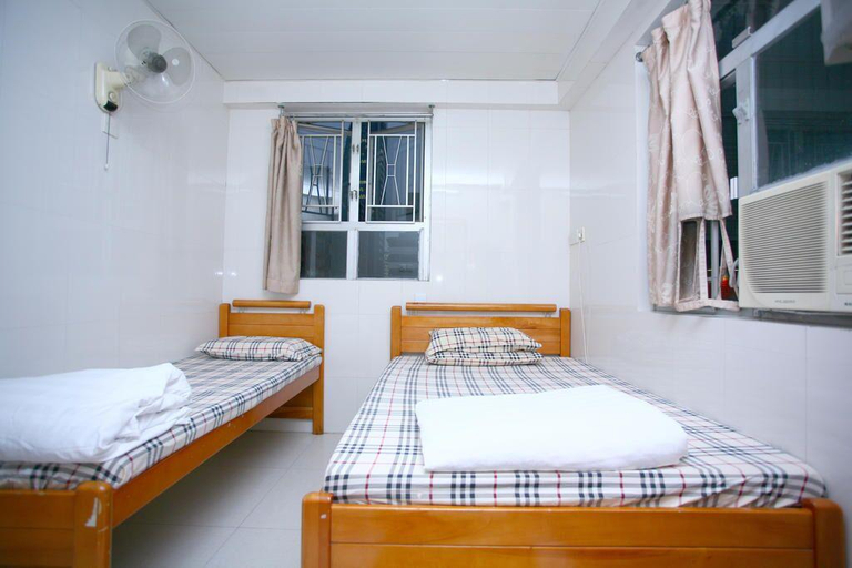 Bedroom 12