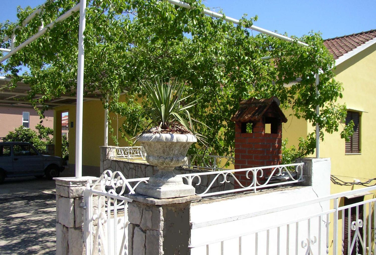 Others 5, Apartments Runac, Stari Grad