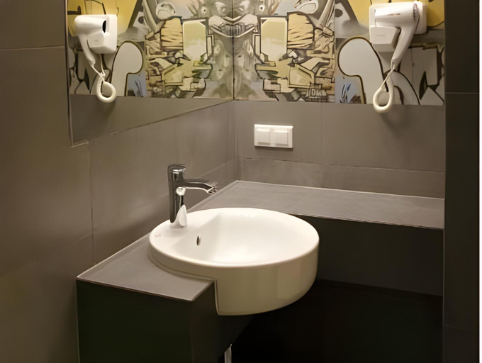 Bathroom 3, JJ Sport Concept Hotel, Kraków City