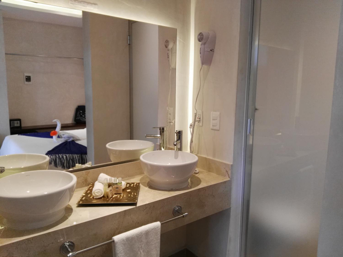 Bathroom 6