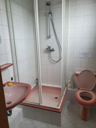 Others 3, Monteurzimmer Alte Schule Heberndorf 1, Saale-Orla-Kreis