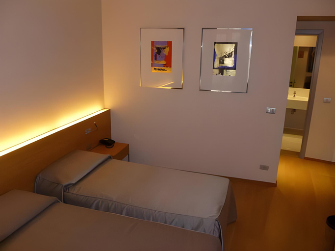 Bedroom 3, Hotel Internazionale, Udine