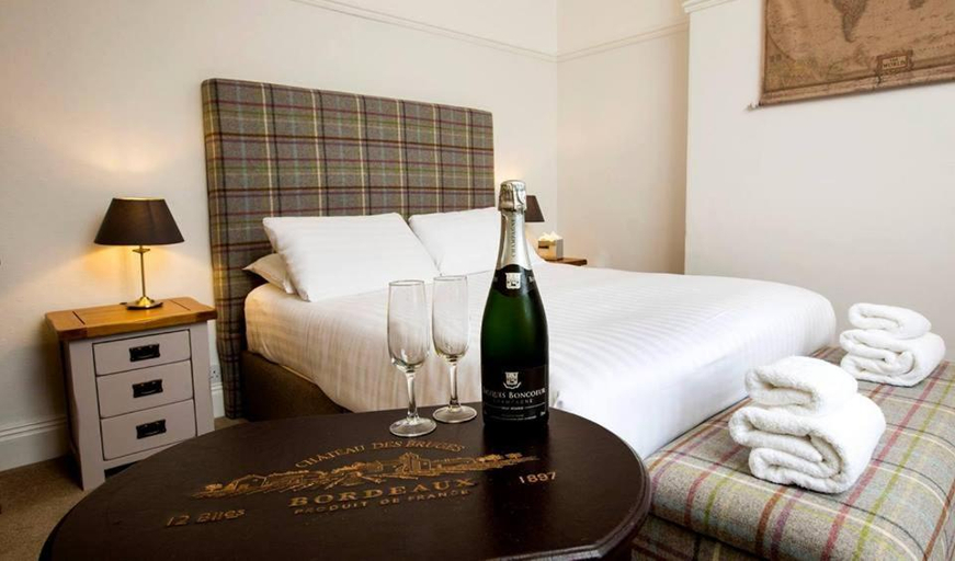 Bedroom 2, The Inn at Cheltenham Parade, North Yorkshire
