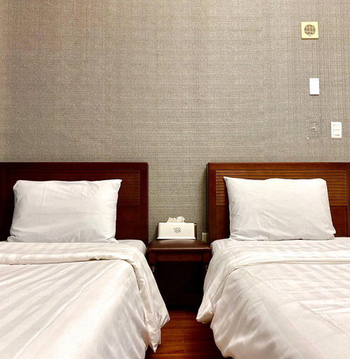 Bedroom 13