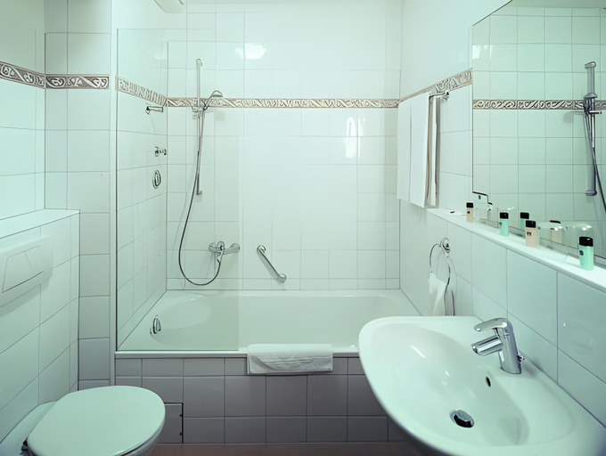 Bathroom 4, Best Western Plus Schwarzwald Residenz, Schwarzwald-Baar-Kreis