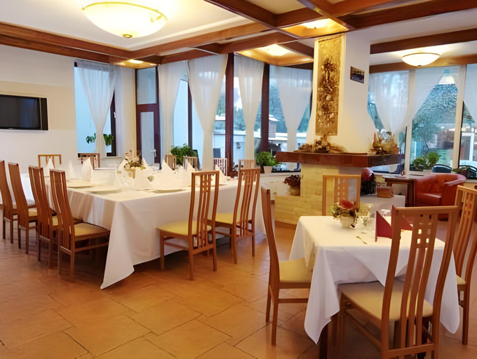 Food & Drinks 5, Casa Jasmine, Brasov