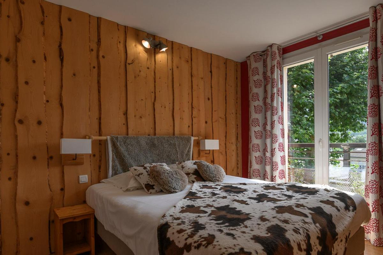 Bedroom 4, Logis Hotel Restaurant Le Castel Fleuri, Drôme