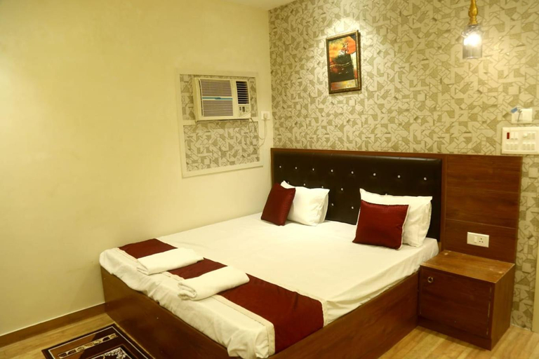 Bedroom 2, Pyrenees Hostel by Indian Culture, Agra
