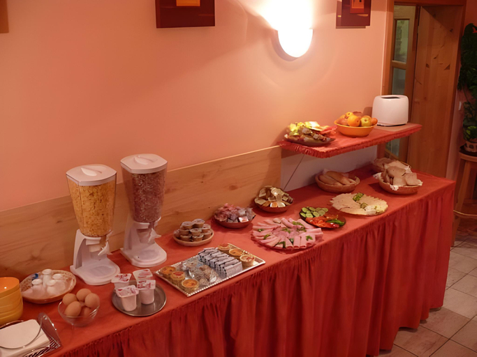Food & Drinks 4, Hotel Pangea, Jihlava