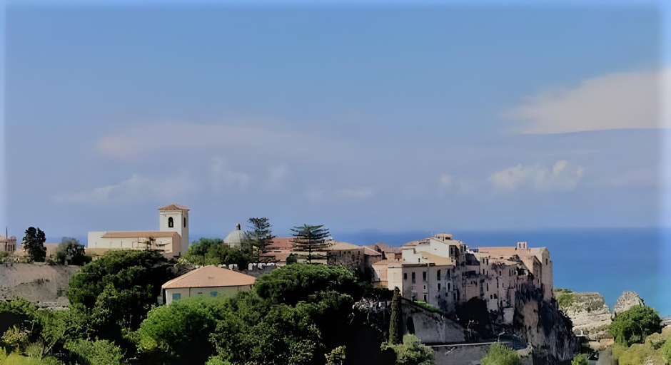 Others 4, S'O Suites Tropea, Vibo Valentia