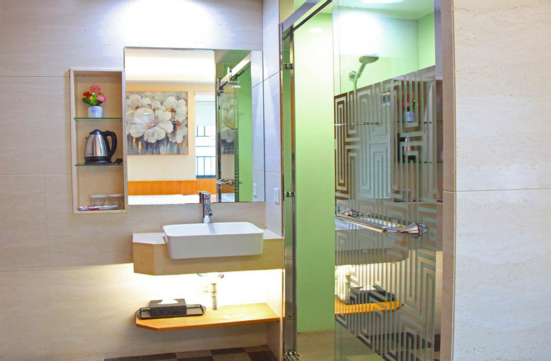 Bathroom 4