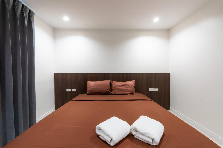 Bedroom 12