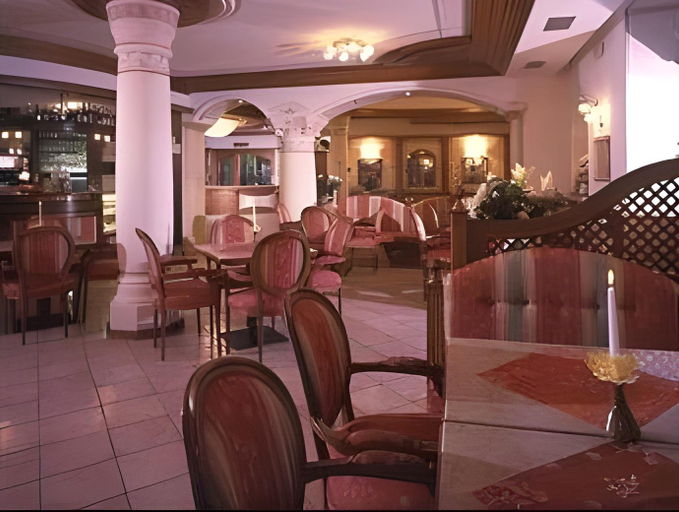 Food & Drinks 5, Alexander Hotel Alpine Wellness Dolomites, Trento