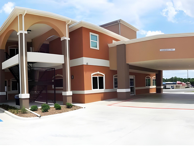 Others 4, Executive Inn and Suites Tyler, Smith
