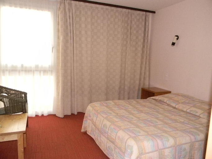 Bedroom, Le Logis des Cordeliers, Gers