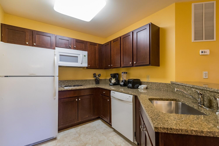 Dining Room 8