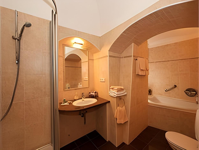 Bathroom 3, Hotel Konvice, Český Krumlov