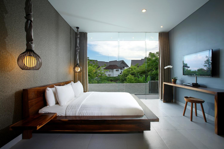Bedroom 13