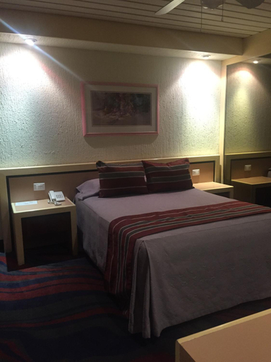 Bedroom 3, Hotel Fleming, Mexico City