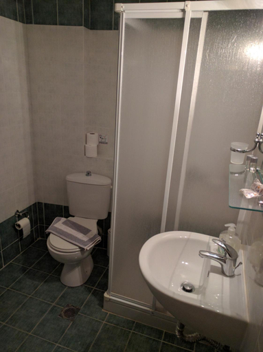 Bathroom 4, Hotel Sea Breeze, Crete