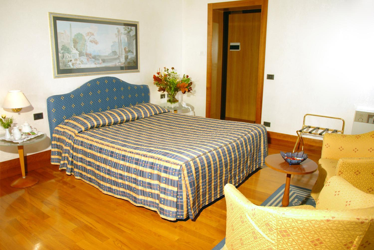 Bedroom 15