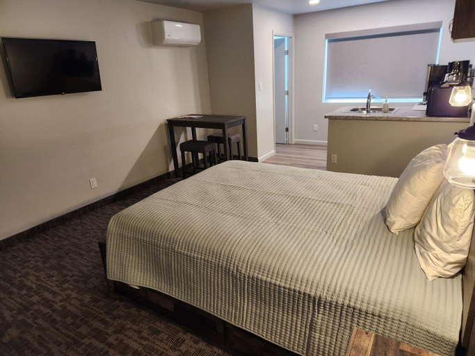 Bedroom 6