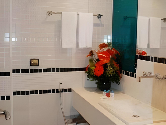 Bathroom 3, B&B HOTEL Rio Copacabana Forte, Rio de Janeiro