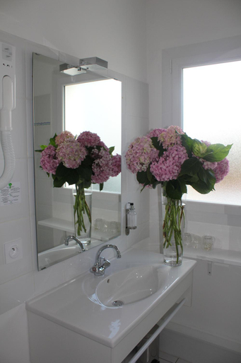 Bathroom 6