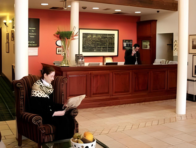 Public Area 2, Dooley's Hotel