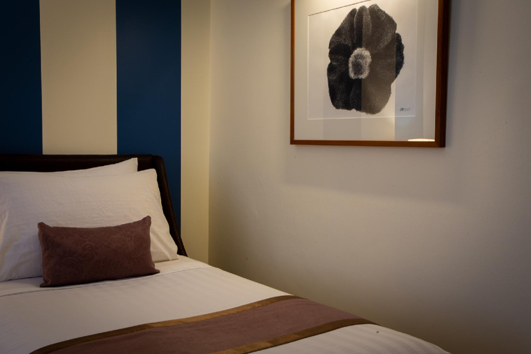 Bedroom 23