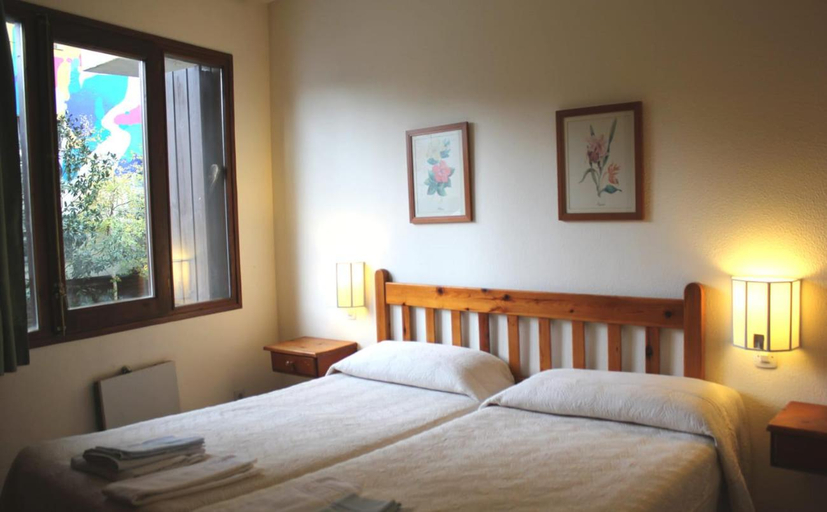 Bedroom 3, Hotel Restaurant Pessets & SPA, Lleida