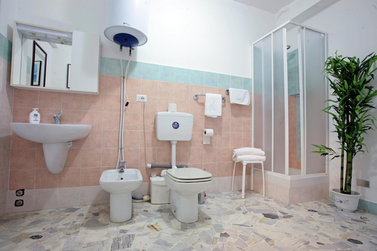 Bathroom 8