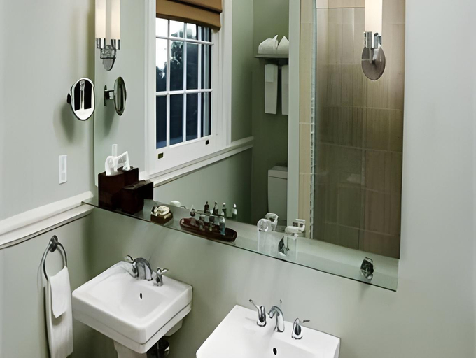 Bathroom 4, The Vanderbilt, Auberge Collection, Newport