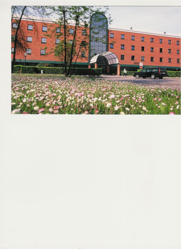 Exterior 1