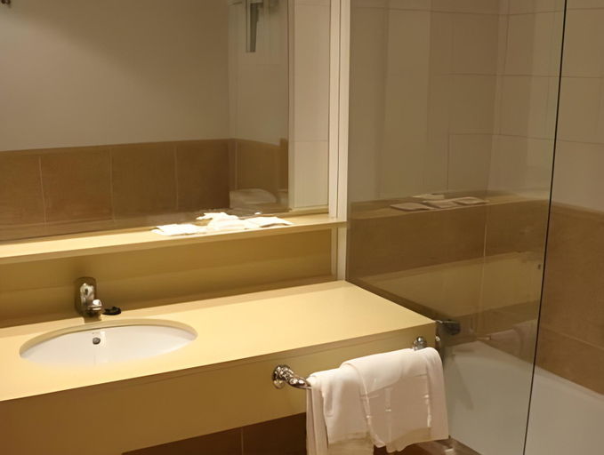 Bathroom 5, Rosamar & Spa 4*s, Girona