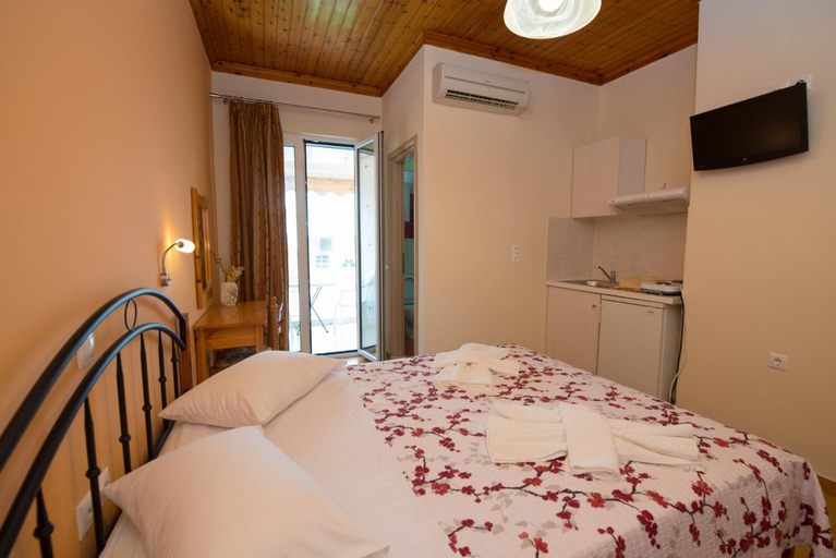 Others 4, Villa Ferendinoy - Ferendinoy Dionisia, Ionian Islands