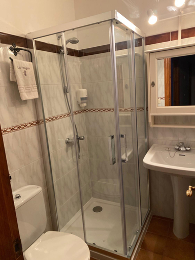 Bathroom 4, La Fragua Rural, Cantabria
